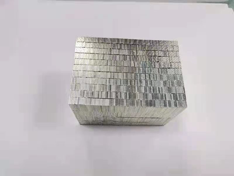 14*5*1钕铁硼磁铁 皮具磁
